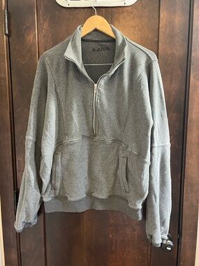 P'tula Gray Half-Zip Pullover Sweatshirt